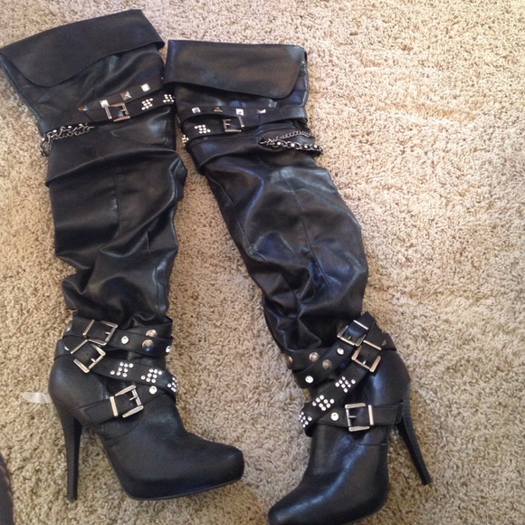 Nadara Over the Knees Leather Boots