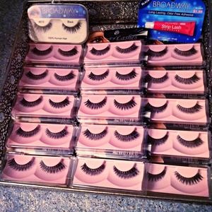 🚨FLASH SALE 16pa False Eyelashes & Adhesive💥