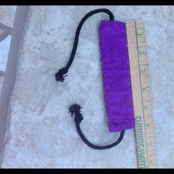 Shells and beads on this pretty bracelet. - Picture 7 of 7