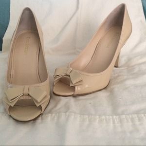 💥sold in bundle💥Nude Bow Peep Toe Heels