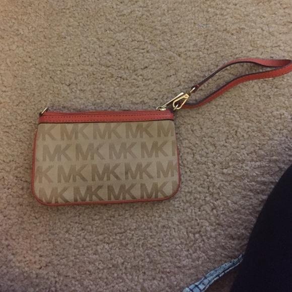 Small Michael Kors wristlet