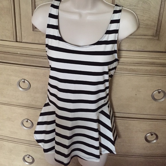 Express top - Picture 2 of 3