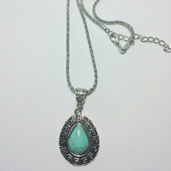 Jewelry - natural turquoise necklace
