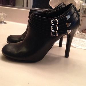 Black dress boots