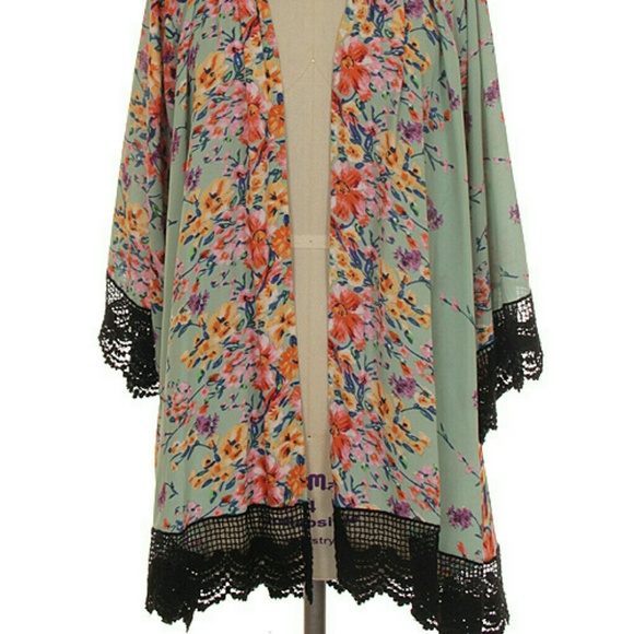 Drape - Picture 2 of 4