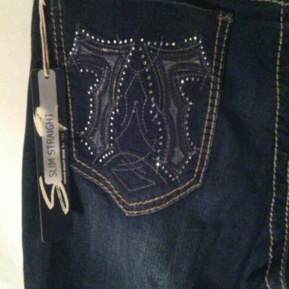 SEVEN7. Jeans - Picture 4 of 4