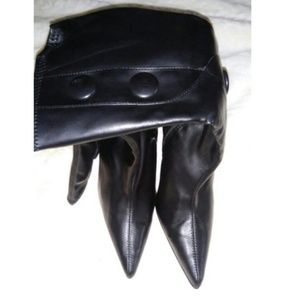 Bakers Black leather pointy boots