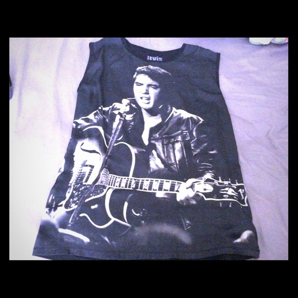 Long Elvis black no sleeve shirt