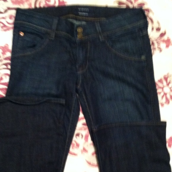 Hudson Jeans - Picture 2 of 4