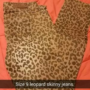 leopard skinny jeans- size 9