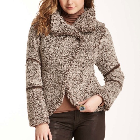 True Grit Frosty Tipped Pile Raw Edge Wrap Jacket