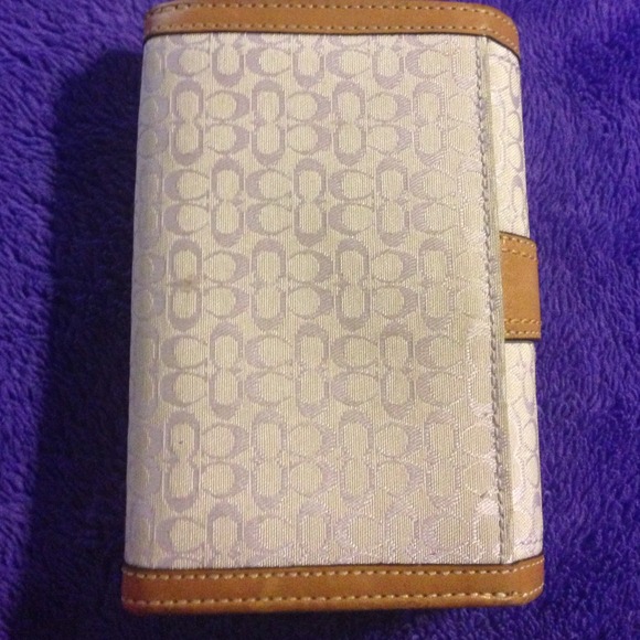 Wallet - Picture 3 of 3