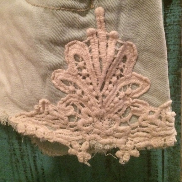 🔴⚪️sold⚪️🔴 - Picture 2 of 3