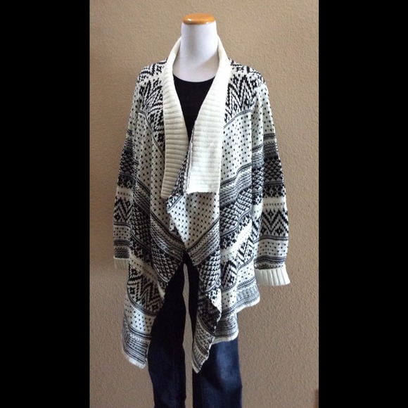 BEAUTIFUL SWEATER 🎄SOLD🎄