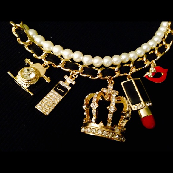 Charm Necklace with Pearl Earrings - Picture 2 of 2