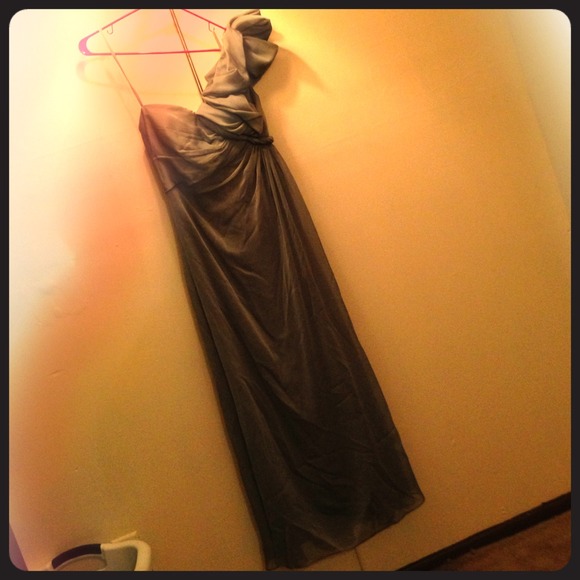 Grey Adrianna Papell Collection formal gown