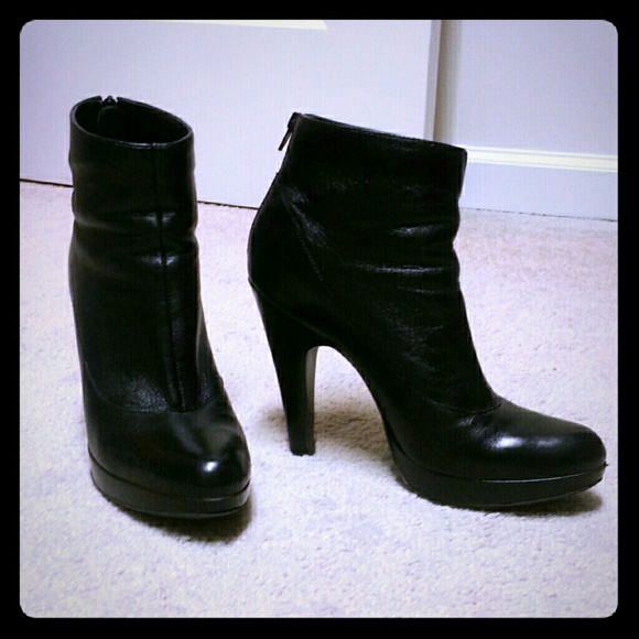 Jessica Simpson 4 inch ankle booties!