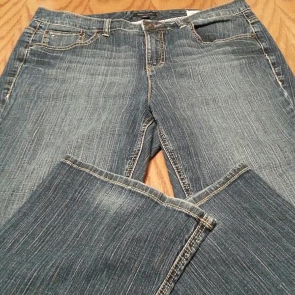 Tommy Hilfiger classic rise boot cut faded