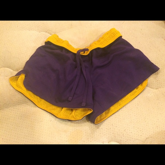Reversible sport shorts!
