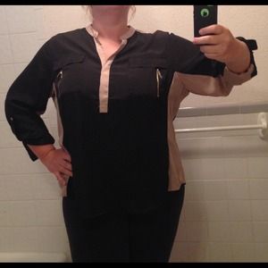 Beige/Black color block dress shirt