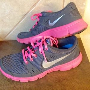 Women's Nike Running Shoes