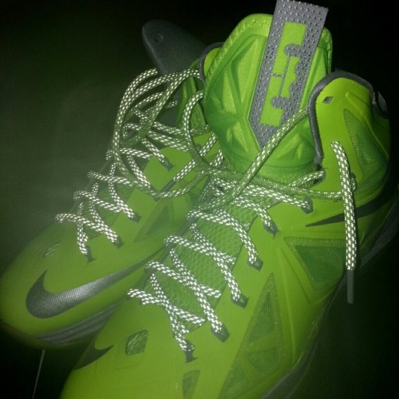 Lebron x - Picture 3 of 4