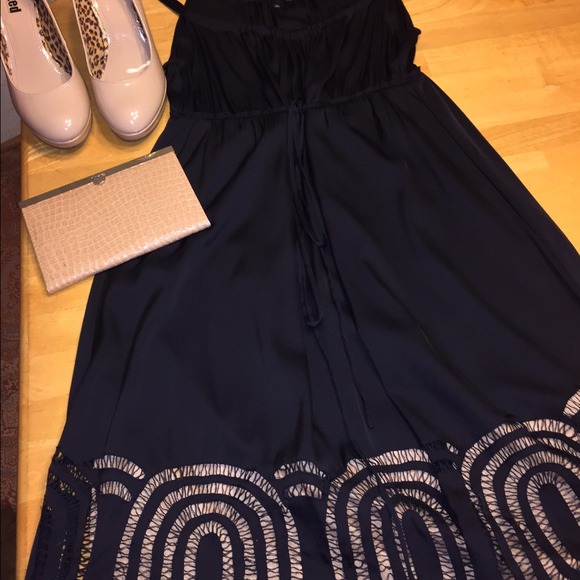 Elie Tahari Dresses & Skirts - Dress by Elie Tahari