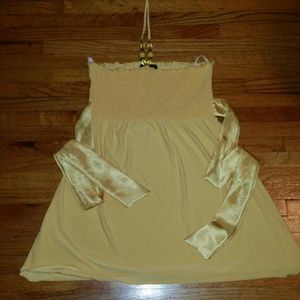 Yellow halter w/tie around neck *nwot*