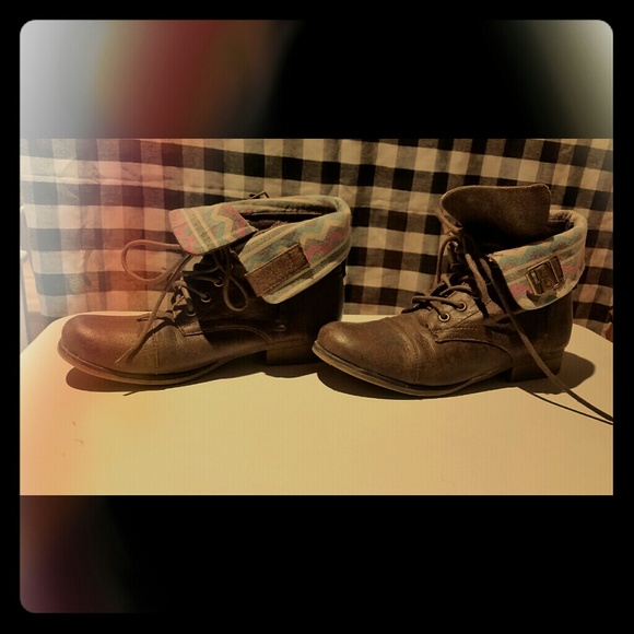 Steve Madden combat boots