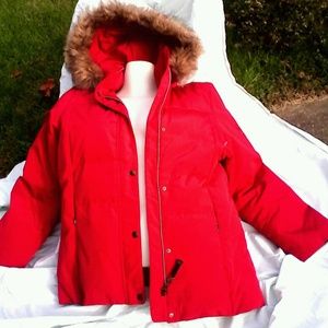 Very nice warm durable snow board/ski jacket