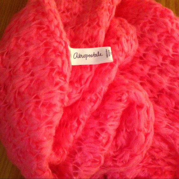 Fabulous Hot Pink Infinity Scarf! - Picture 2 of 3