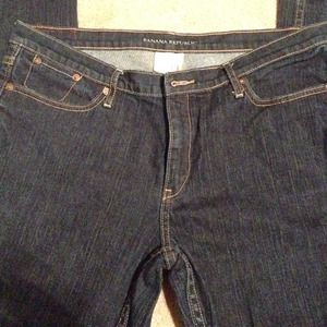 Banana Republic skinnies in perfect condition