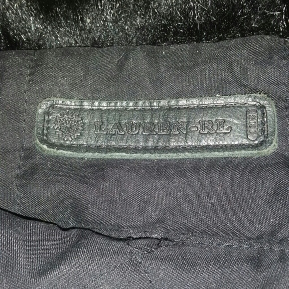 Stylish Warm Partial Down and polyester Vest - Picture 2 of 4