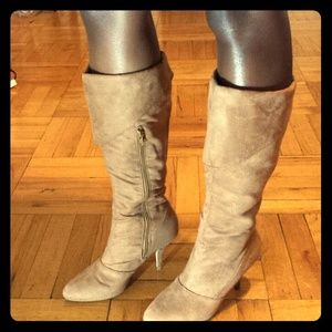 Tan Suede Boots bundled with Grey dress and belt