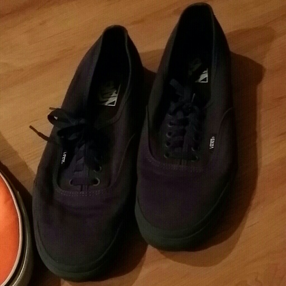 SOLD...Vans...Bundle 2 pairs - Picture 4 of 4