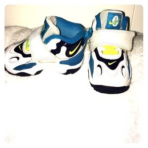 Baby sneakers