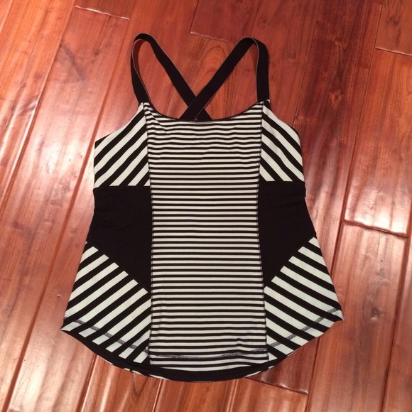 Lululemon striped gym top
