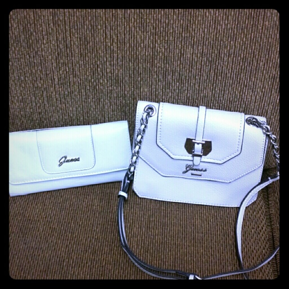 Guess Authentic Leather Purse & Matching Wallet