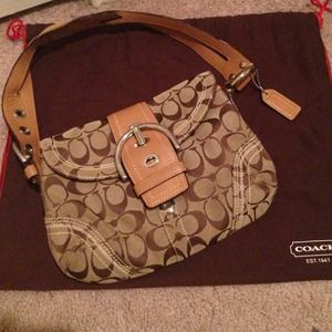 Coach monogram handbag - small Authentic