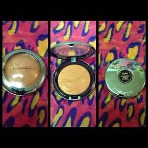 MAC Aquatic Extra Dimension Bronzer *Delphic*
