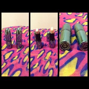 MAC Lipstick *Please Me* & *Siren Song*