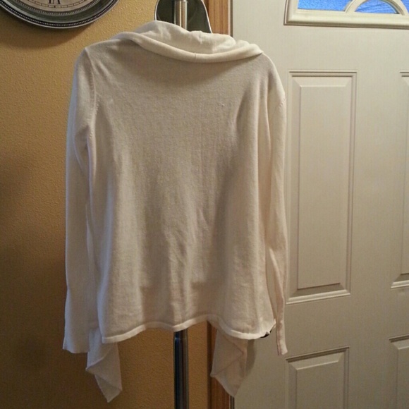 Sweater - Picture 2 of 2