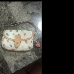 Dooney & Bourke wristlet