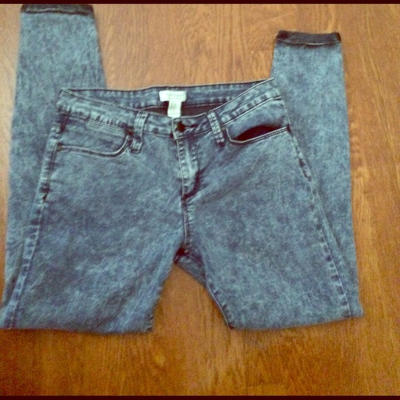 Dark Acid Wash Cropped Skinny Jeans