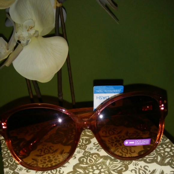 NWT Pink/Mauve Sunglasses