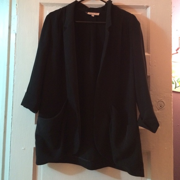 Jennifer Lopez Black Blazer