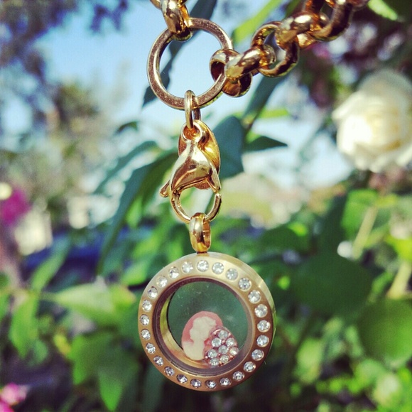 ❤Living lockets❤