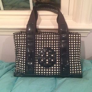 Tory Burch navy and white Tory burch tote