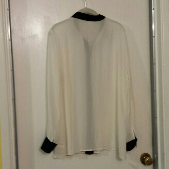 *Sold* Black and White Joe Fresh Blouse - Picture 2 of 3