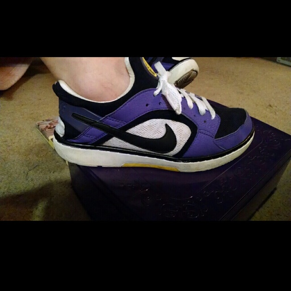 Nike Sneakers!
